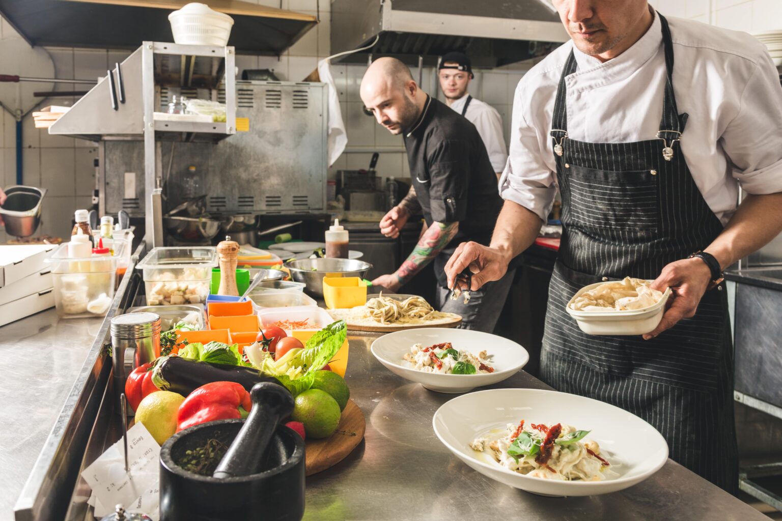 Cuisine d'un restaurant en plein service